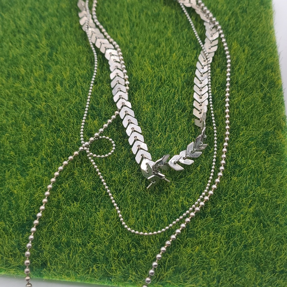 Elegant Silver Tone Layered Necklace 20 Inch N3837 - Picture 2 of 3